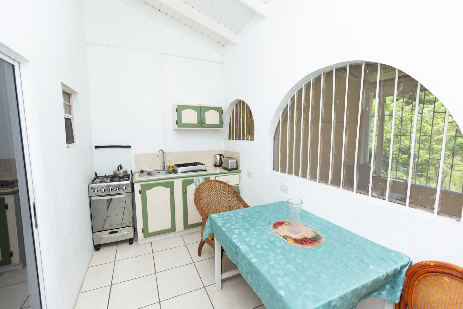 Wave Crest Suites - Image 8